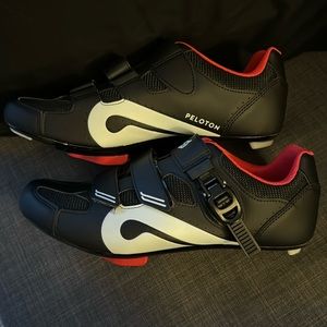 Size 46 (men 12) peloton shoes